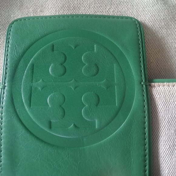 Like new Tory Burch bag - Picture 6 of 7